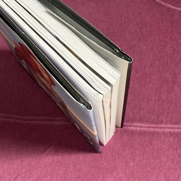 Vogue: the Covers Coffee Table Book, featuring 125 Years of Cover Art & Fashion! - Picture 3 of 6